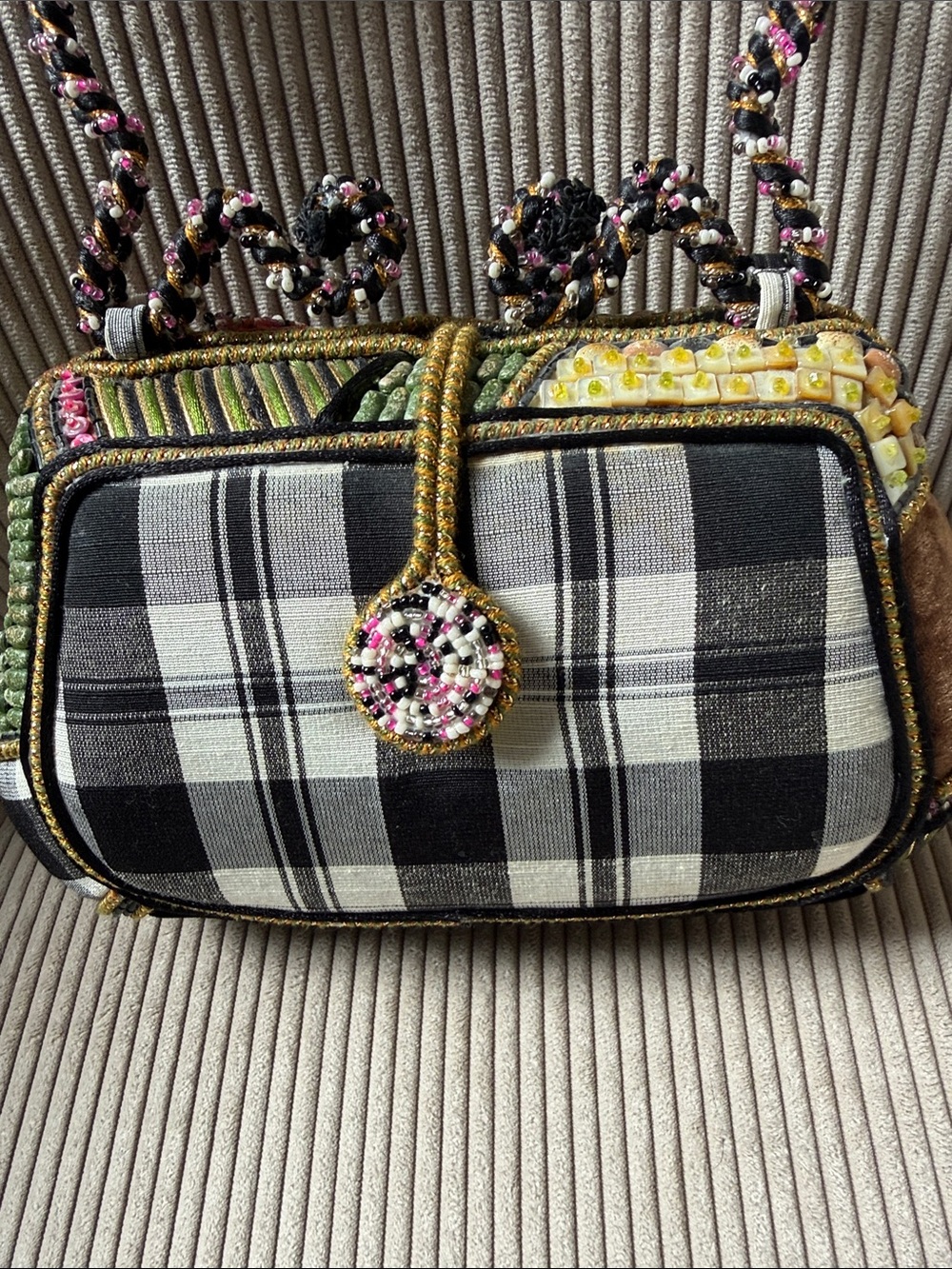 Mary Frances Floral Design Bag - Picture 3 of 9